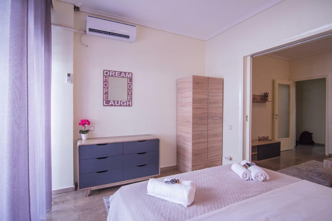 Deluxe Mitropoleos Apartment เทสซาโลนิกิ ภายนอก รูปภาพ